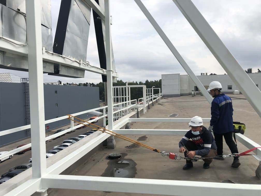 Проверка пожарного ограждения крыши в леруа мерлен Москва