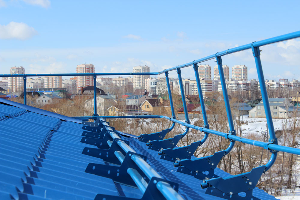 Производство кровельных ограждения по ГОСТ